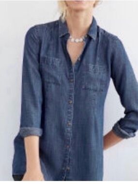 J. Jill Denim Chambray Button Down Shirt Medium